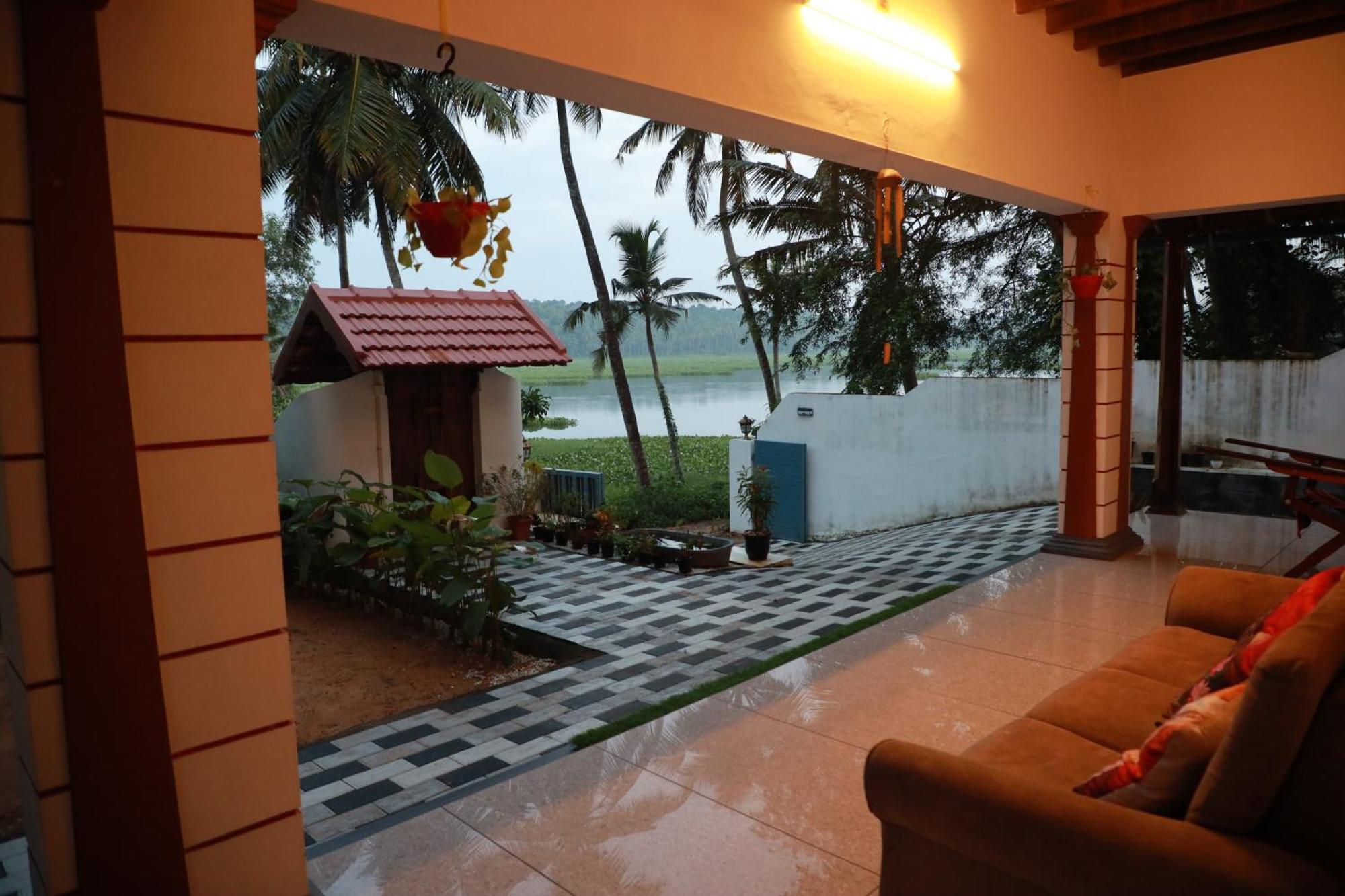 Kovalam Lake View Villa Vellayani Extérieur photo