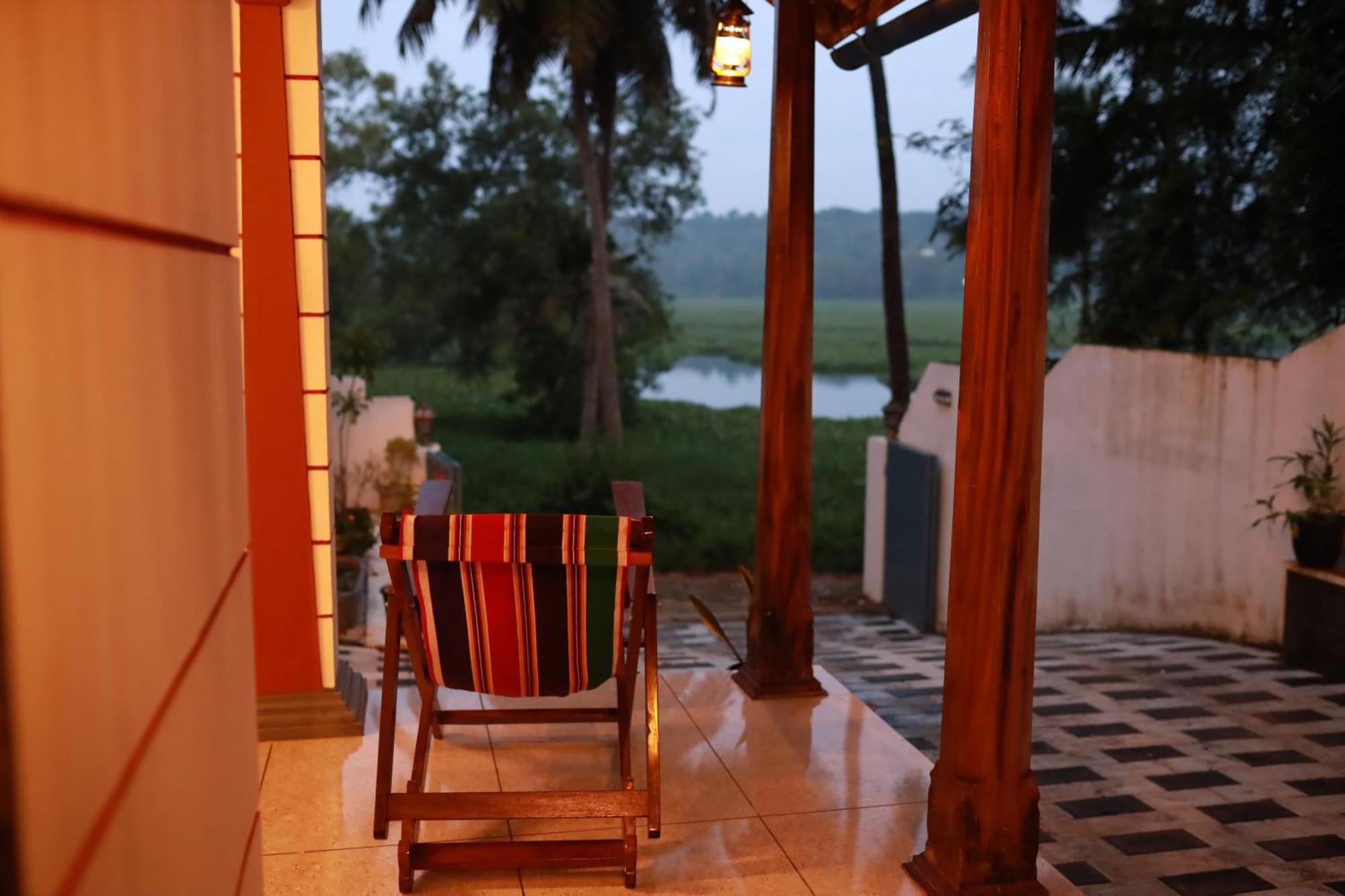 Kovalam Lake View Villa Vellayani Extérieur photo