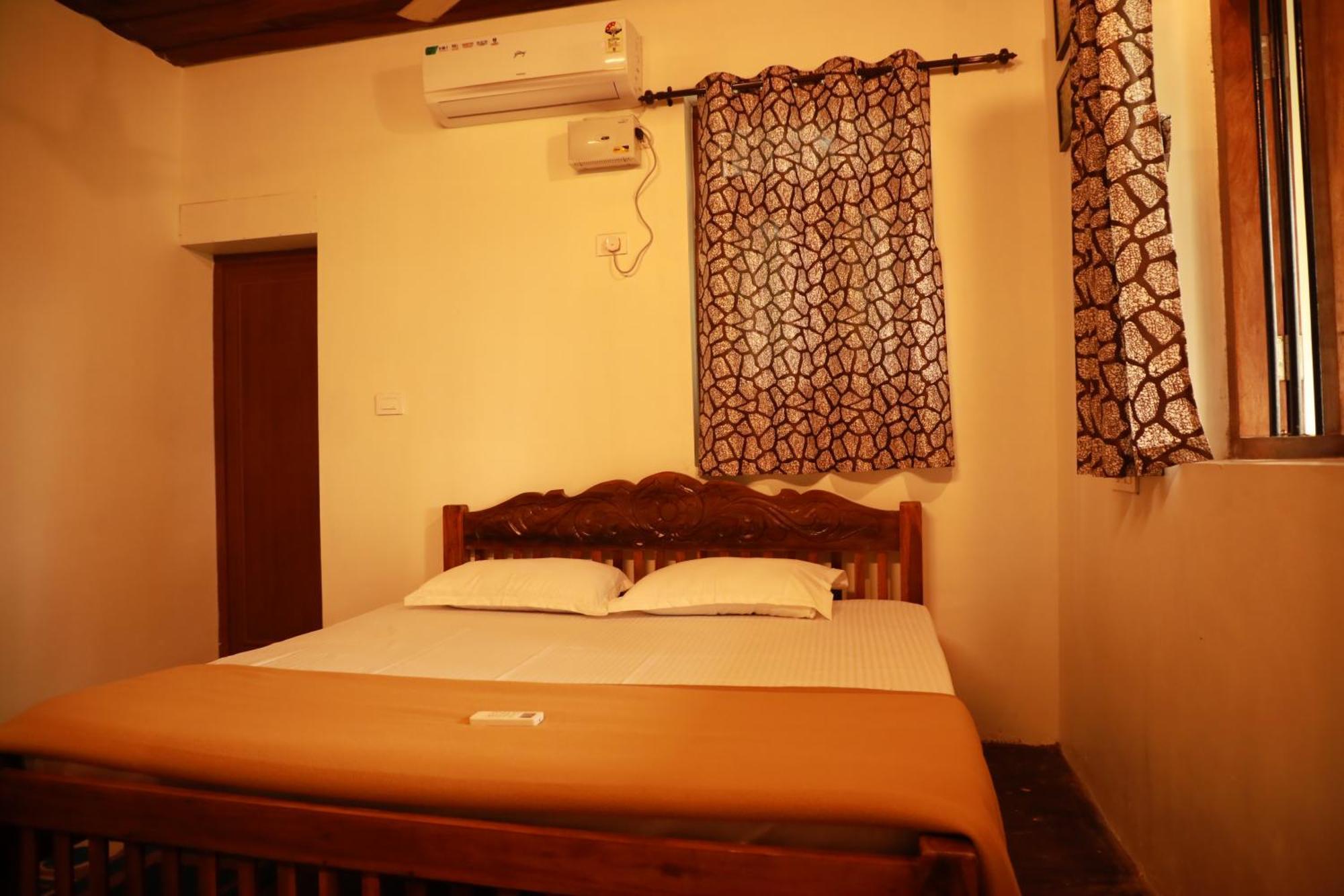 Kovalam Lake View Villa Vellayani Extérieur photo