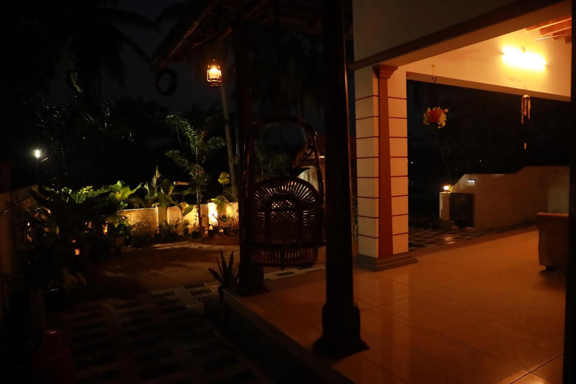 Kovalam Lake View Villa Vellayani Extérieur photo