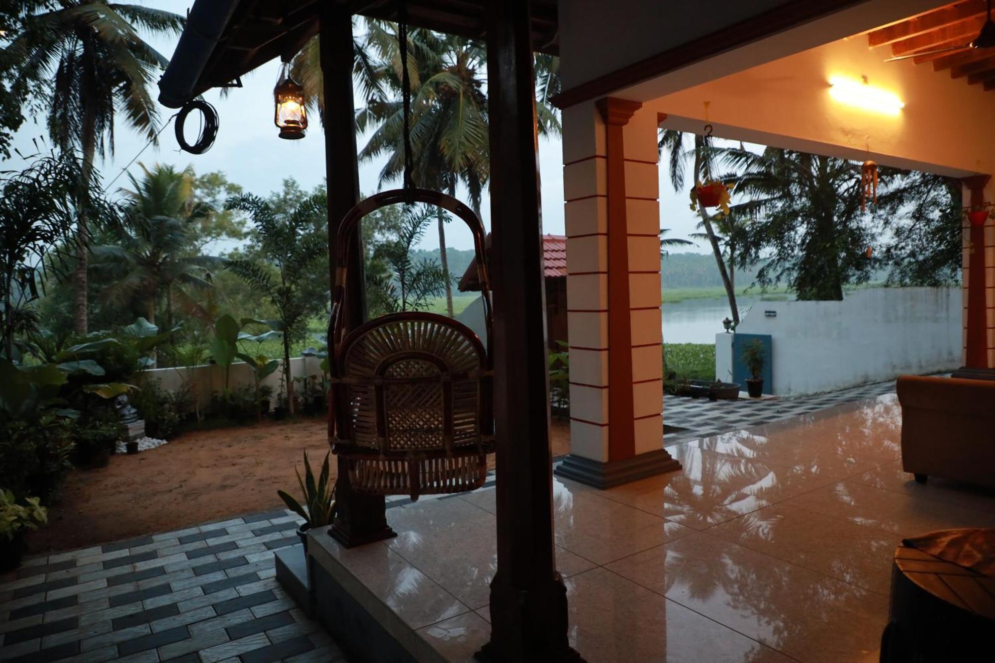 Kovalam Lake View Villa Vellayani Extérieur photo