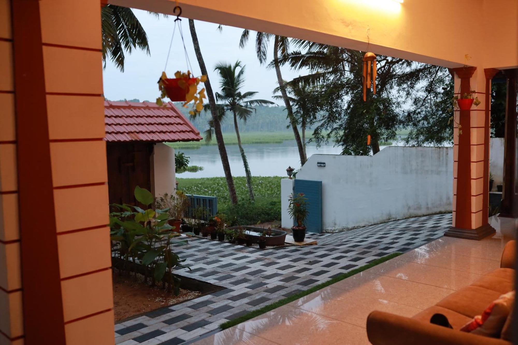 Kovalam Lake View Villa Vellayani Extérieur photo
