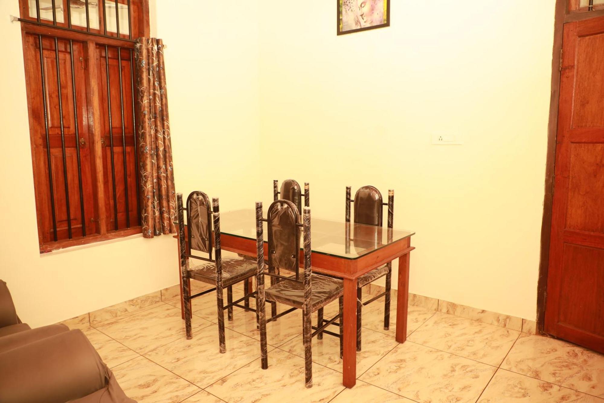 Kovalam Lake View Villa Vellayani Extérieur photo