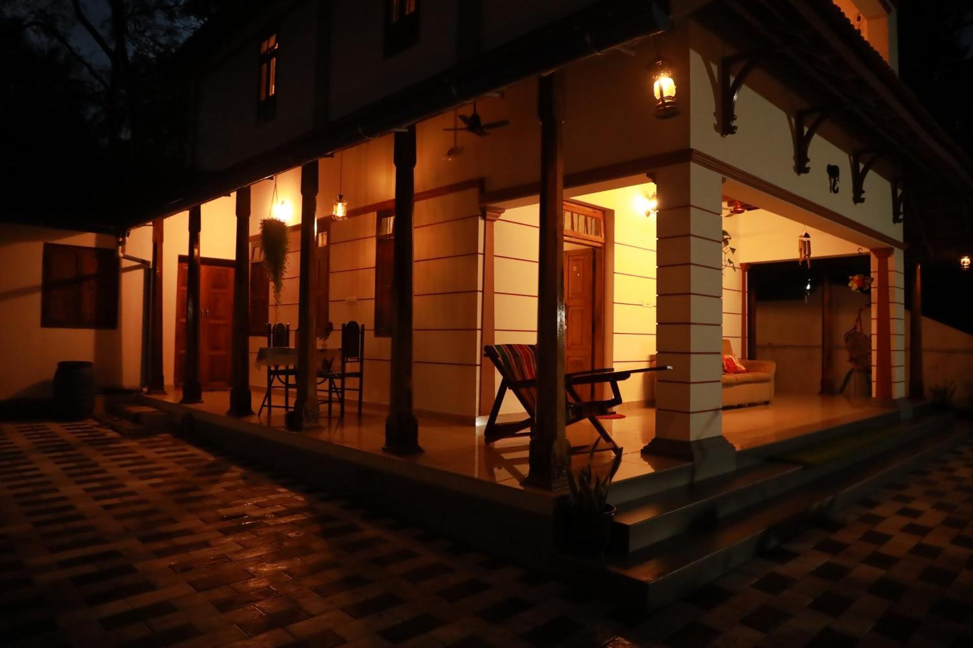 Kovalam Lake View Villa Vellayani Extérieur photo